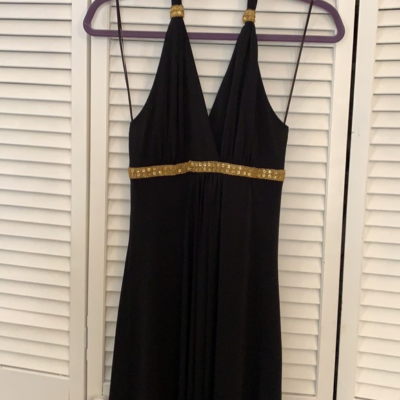 Beautiful black and gold dress - Picture 2 of 4